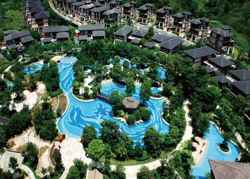 鹿湖温泉渡假村